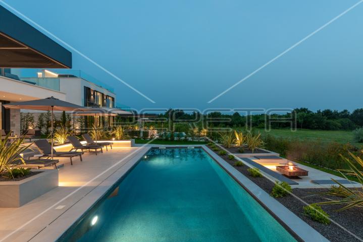 Ekskluzivna vila kraj Poreča s pogledom na more - Villa One