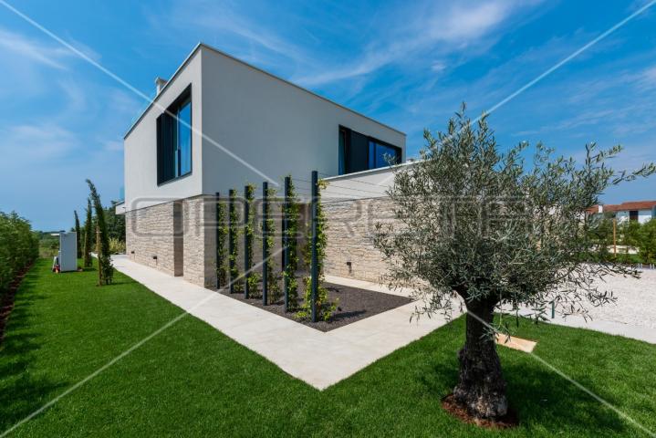 Ekskluzivna vila kraj Poreča s pogledom na more - Villa One