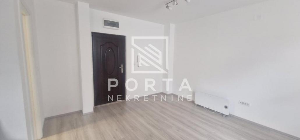 Fotografija stana 8 od 19