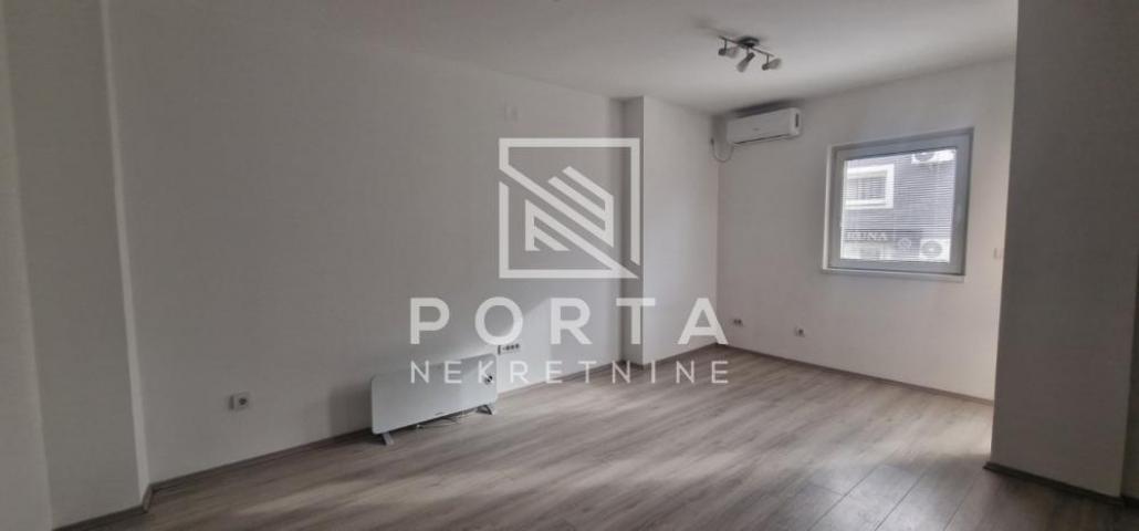 Fotografija stana 9 od 19