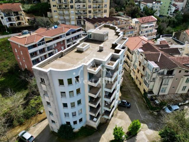 5 apartmana (sprat) sa pogledom na more