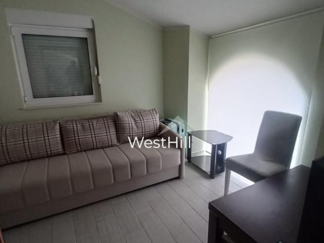 Kuća u Lepetane sa 4 apartmana