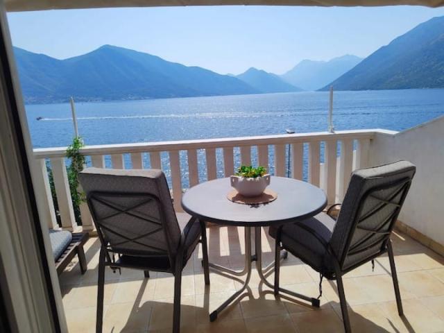 APARTMAN U ZALIVU 