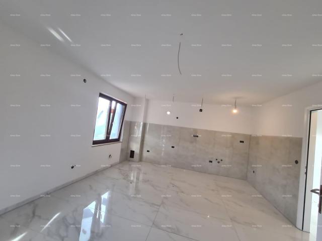 Wohnung Poreč – Wohnung im Obergeschoss mit Garten