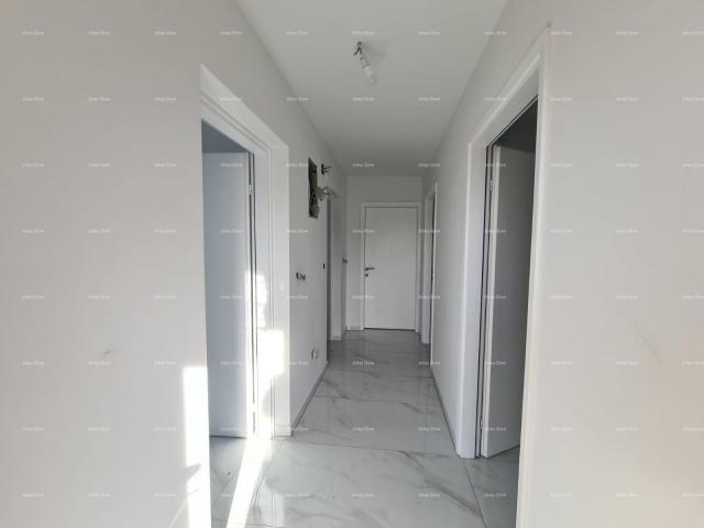 Wohnung Poreč – Wohnung im Obergeschoss mit Garten
