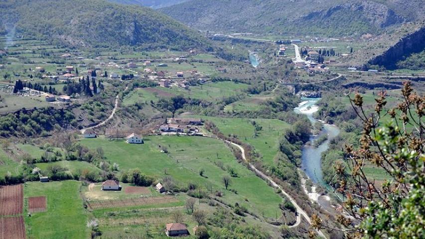 Prodaja placa 1.000 m² – Podgorica, Bioče