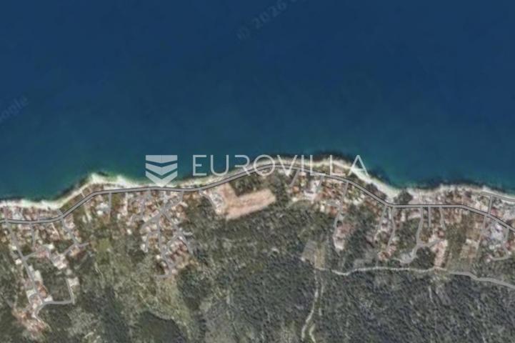 Čiovo, Slatine, građevinsko zemljište na atraktivnoj lokaciji površine 2131 m²