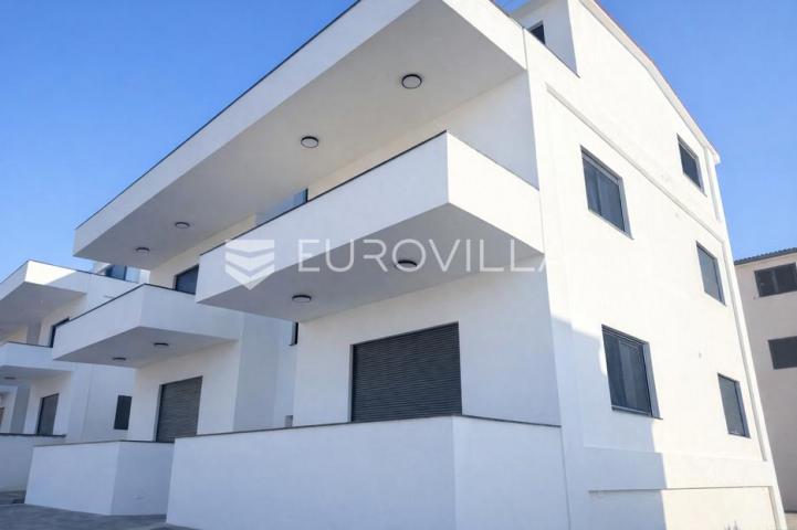 Otok Pag, Pag, dvosoban stan u novogradnji 62,45 m²