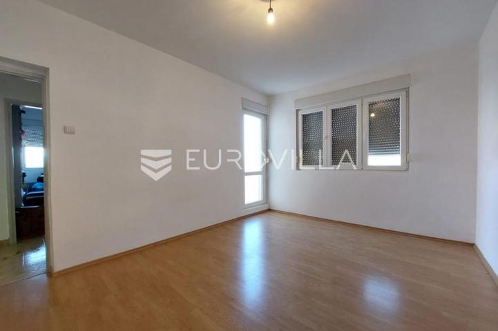 Istra, Pula, prostran stan na Vidikovcu, 141,38 m², parkirno mjesto