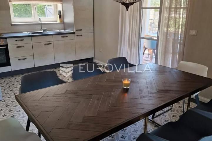 Istra, Vižinada, kamena vila sa bazenom