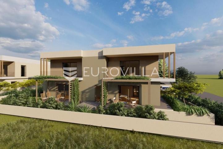 Istra, Štinjan, dvosoban stan 61.06 m² na 1. katu s parkingom, 900 metara od mora