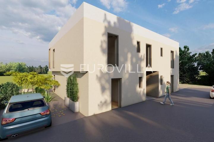 Istra, Štinjan, dvosoban stan 61.06 m² na 1. katu s parkingom, 900 metara od mora