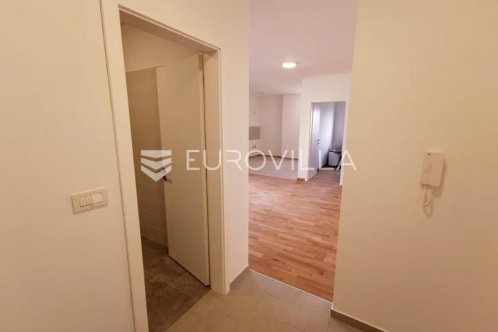 Lovran, stan, novogradnja, 59,48 m² s lođom i parkirnim mjestom, odlična investicija