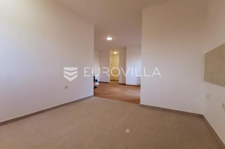Lovran, stan, novogradnja, 59,48 m² s lođom i parkirnim mjestom, odlična investicija
