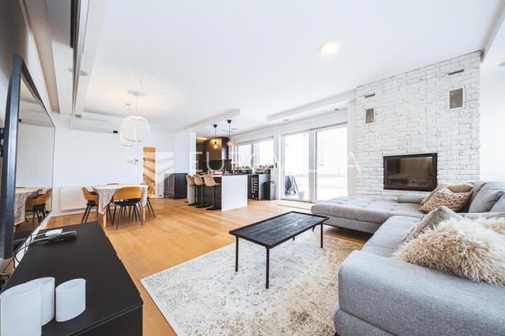 Zagreb, Maksimir, luksuzan četverosoban penthouse u novogradnji 130 m², parking