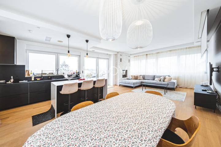 Zagreb, Maksimir, luksuzan četverosoban penthouse u novogradnji 130 m², parking