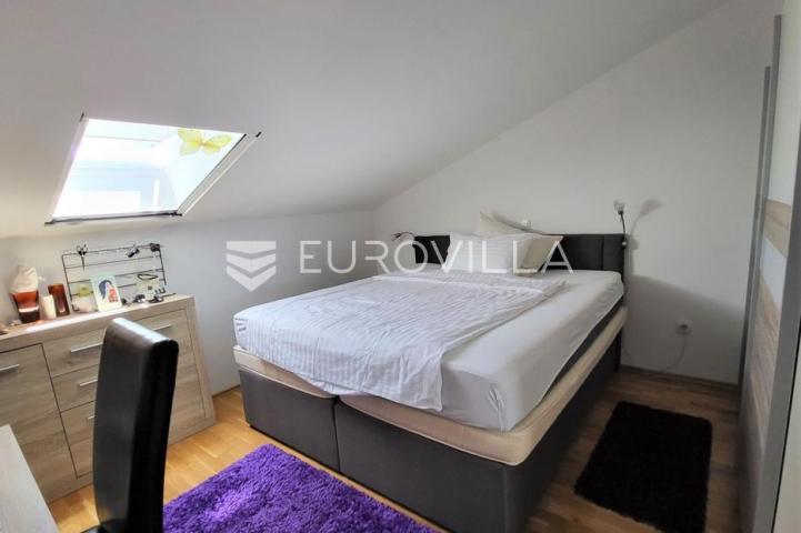 Istra, okolica Višnjana, apartmanska kuća 500 m² s bazenom i 4 stambene jedinice