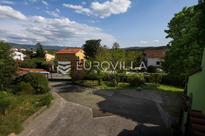 Cernik, Čavle, adaptirana kuća od 288 m² s 3448 m² terena