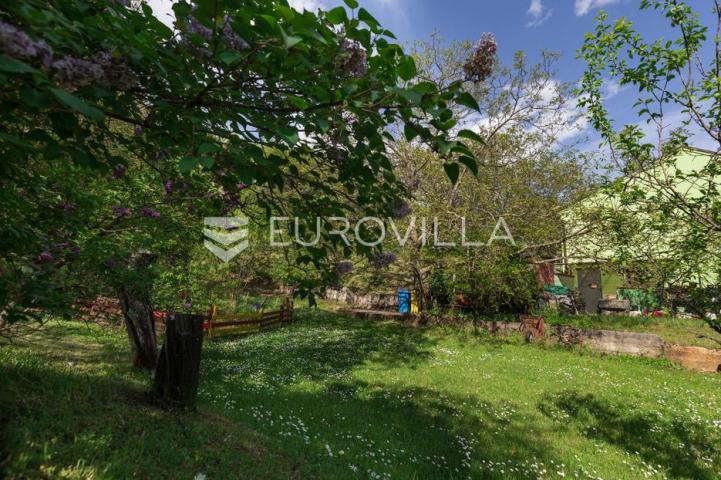 Cernik, Čavle, adaptirana kuća od 288 m² s 3448 m² terena