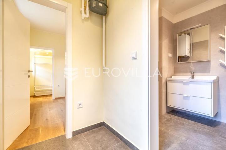 Zagreb, Zvonimirova, prostran trosoban stan/poslovni prostor površine 56 m²