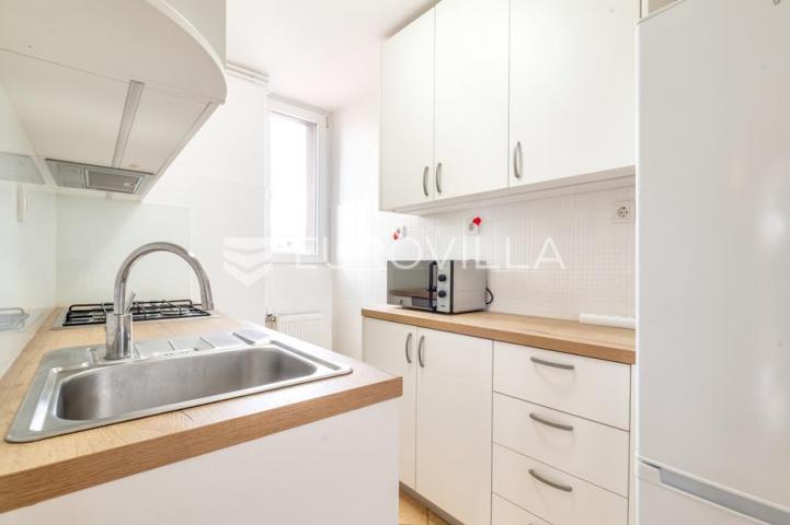 Zagreb, Donji Grad, prekrasan stambeno/ poslovni prostor 80 m²