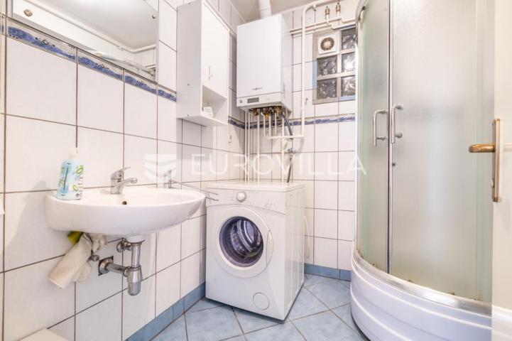 Zagreb, Donji Grad, prekrasan stambeno/ poslovni prostor 80 m²
