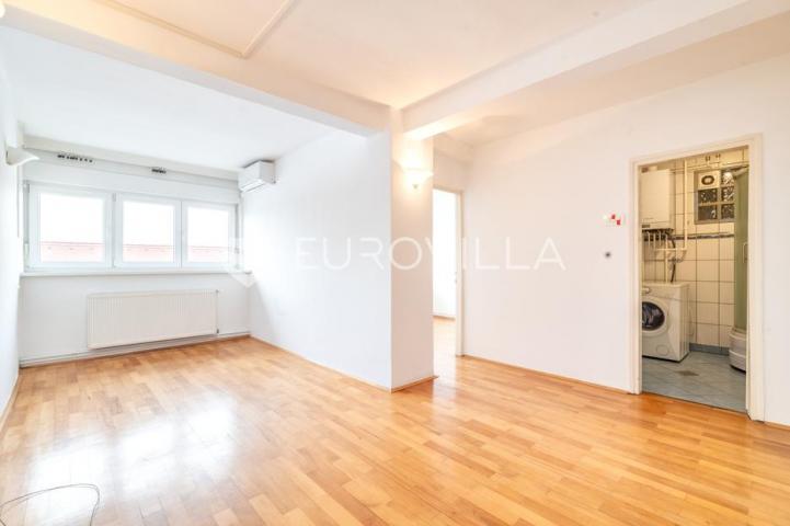 Zagreb, Donji Grad, prekrasan stambeno/ poslovni prostor 80 m²