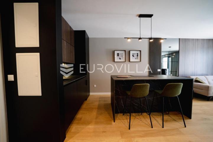 Zadar, Borik, luksuzan jednosoban stan s vrtom, 57,46 m²