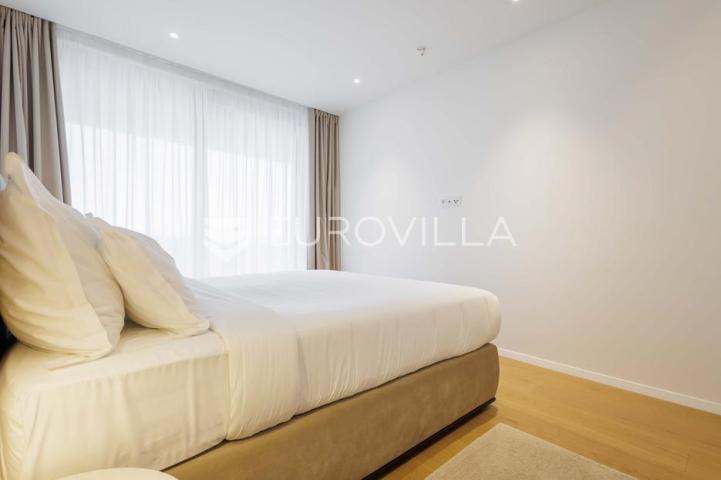 Istra, Savudrija, Petram resort, dugoročni najam dvosobnog apartmana 92 m², pogled more