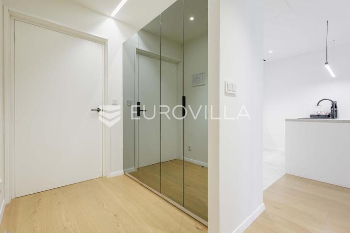 Istra, Savudrija, Petram resort, dugoročni najam dvosobnog apartmana 92 m², pogled more