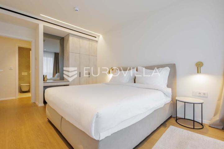 Istra, Savudrija, Petram resort, dugoročni najam dvosobnog apartmana 92 m², pogled more