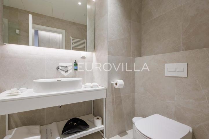 Istra, Savudrija, Petram resort, dugoročni najam jednosobnog apartmana 64 m², pogled more
