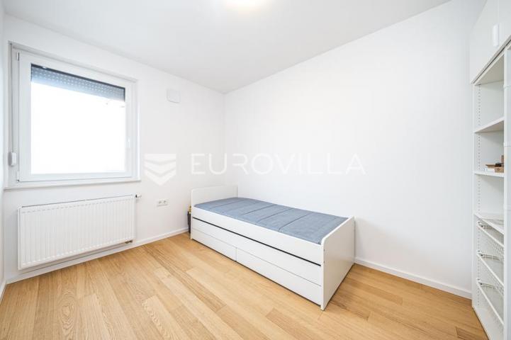 Zagreb, Špansko, PRVI NAJAM, moderan trosoban stan 65,95 m²