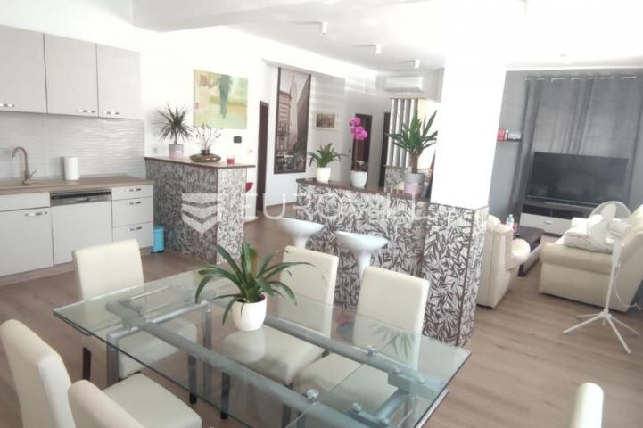 Istra, Pula, stan 100 m², prizemlje, mirna lokacija