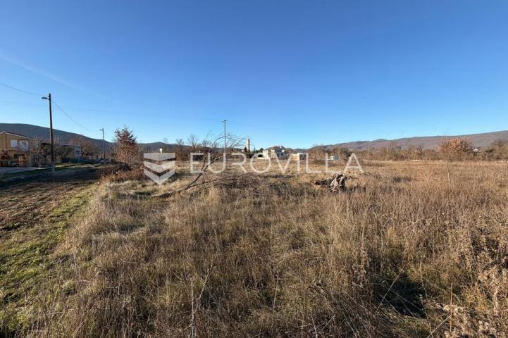 Dicmo, Prisoje, građevinsko zemljište ukupne površine 1000 m²