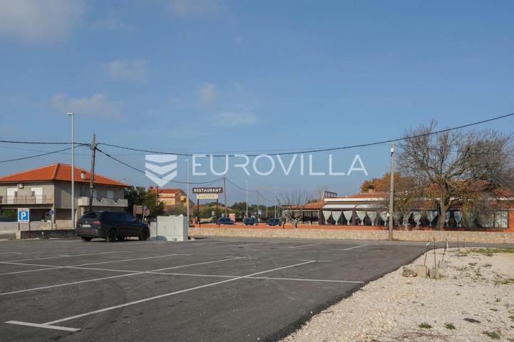 Zadar, Nin, Ekskluzivna investicija u ugostiteljstvo i građevinsko zemljište u Zatonu