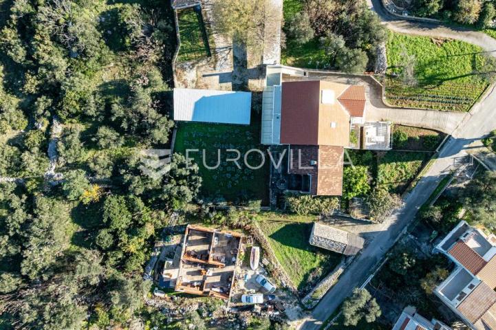 Korčula, Lumbarda, kuća na atraktivnoj lokaciji