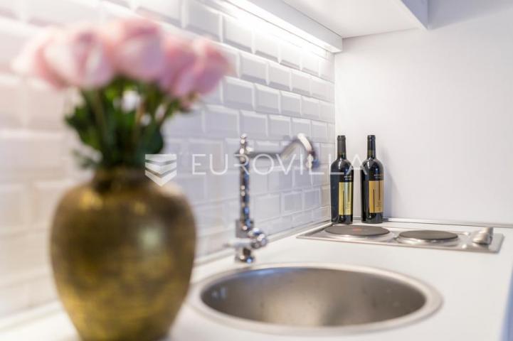 Zagreb, Kustošija, Ilica, prekrasan novouređen dvosoban stan 50 m²