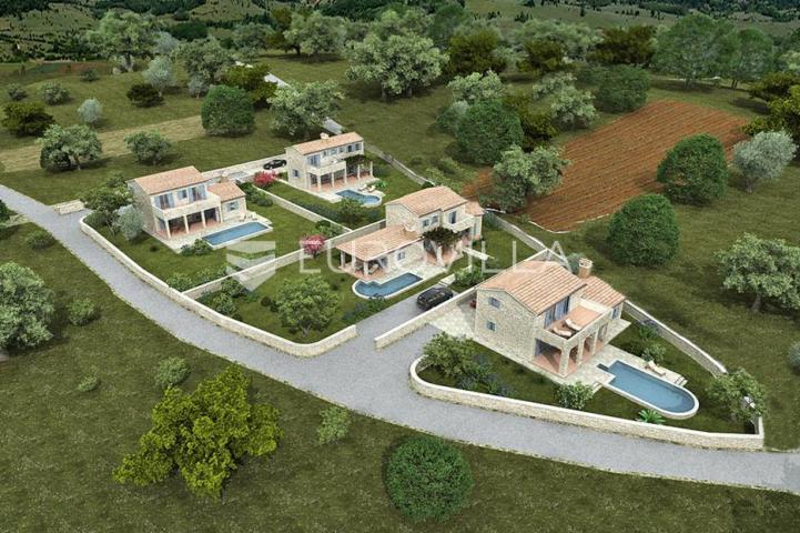 Karojba, projekt kamenih vila