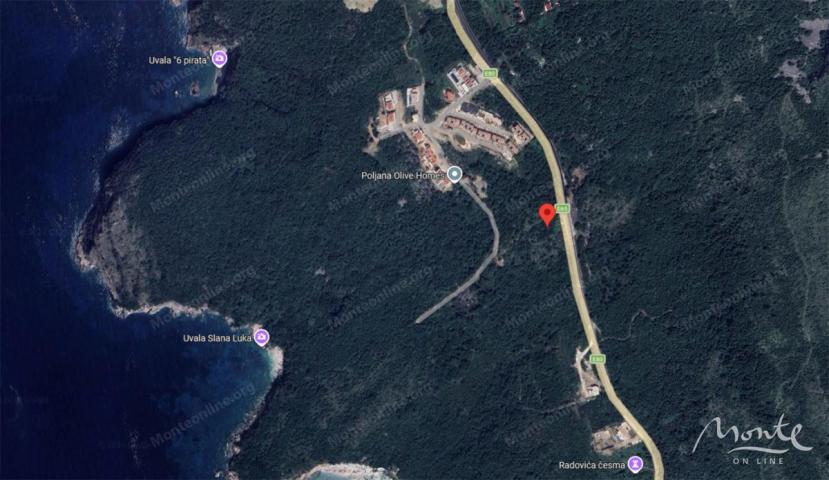 Urbanizovani plac sa pogledom na more u Reževićima, Budva