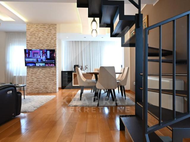 Prodaja, Četvorosoban stan, Podgorica, Zabjelo, 153m2