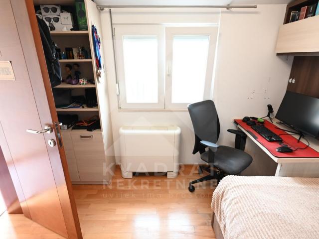 Prodaja, Četvorosoban stan, Podgorica, Zabjelo, 153m2