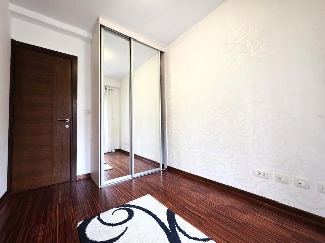 Dvosoban namješten stan, 72m2, Gorica C, Podgorica