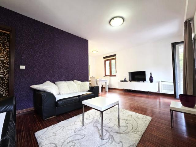 Dvosoban namješten stan, 72m2, Gorica C, Podgorica