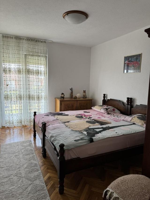 Dvosoban namješten stan, 70m2, Gornja Gorica Podgorica