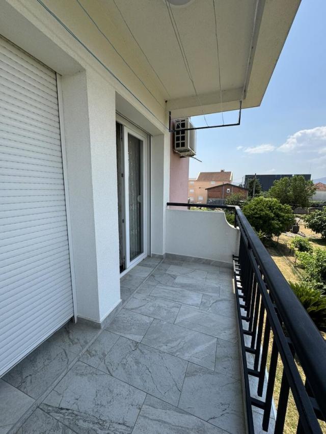 Dvosoban namješten stan, 70m2, Gornja Gorica Podgorica