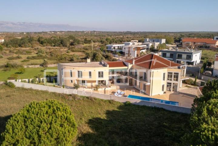 Zaton – luksuzna vila s 5 jedinica, bazenom i investicijskim potencijalom
