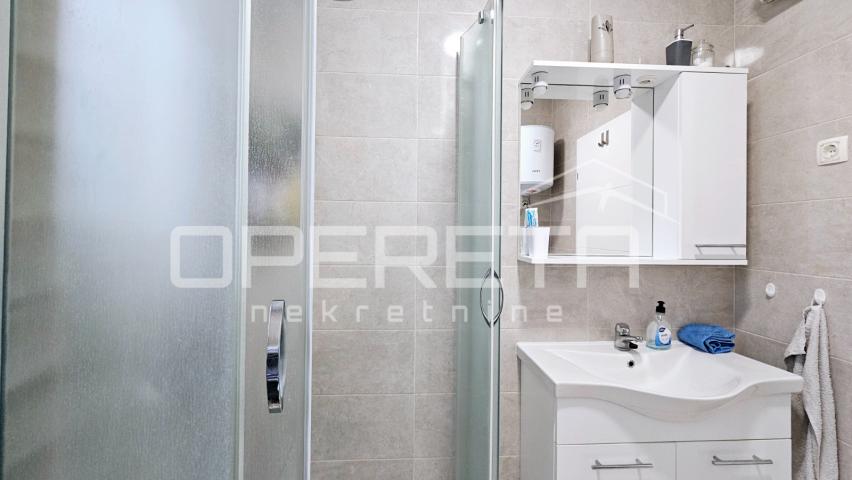 Novalja – dvosoban apartman 56 m² s pogledom na more