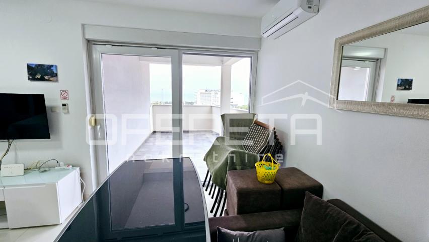Novalja – dvosoban apartman 56 m² s pogledom na more