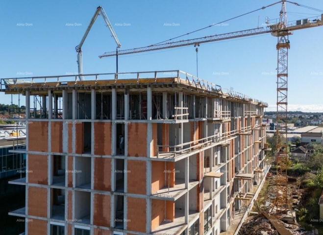 Stan Pula! Višestambena, moderna zgrada s liftom, blizu centra. Stan s velikim parkirnim mjestomS78